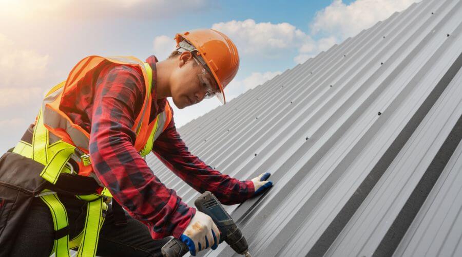 Professional Emergency Roof Repairs services in Hansford, WV